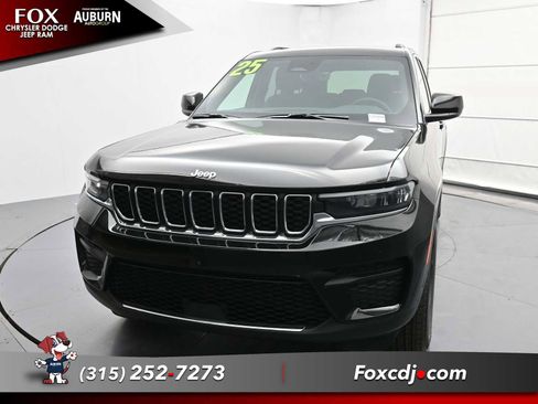 New 2025 Jeep Grand Cherokee Laredo X image 4