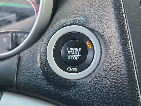 Used 2019 Dodge Journey SE w/ Connectivity Group FWD image 26