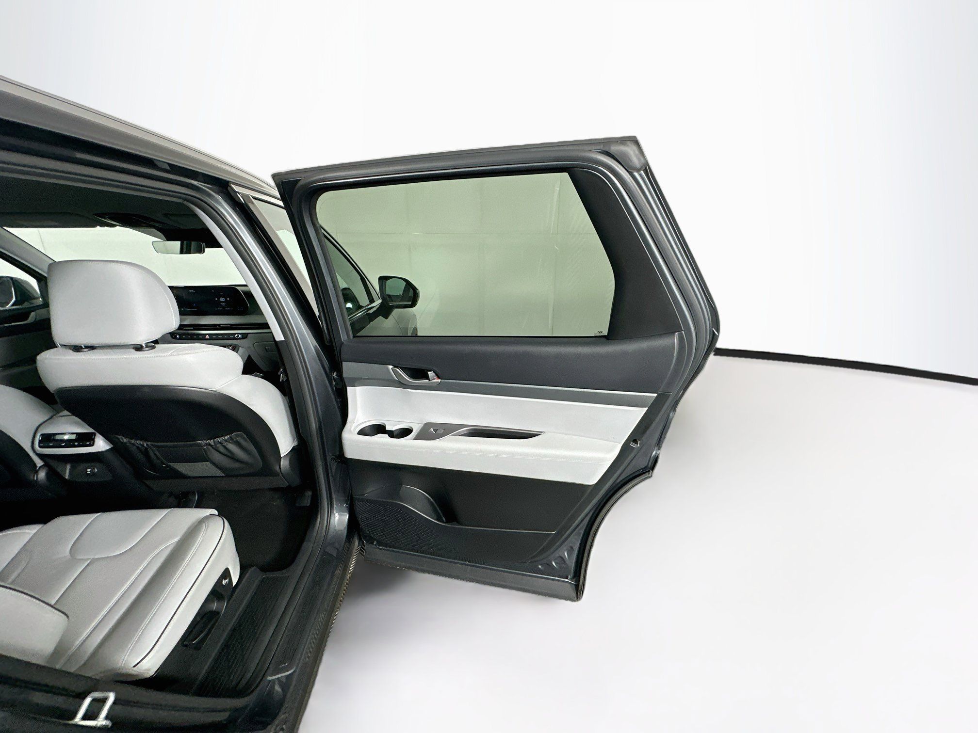 Used 2025 Hyundai Palisade SEL FWD image 32
