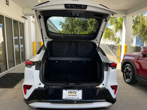 Used 2025 Buick Envista Sport Touring image 31