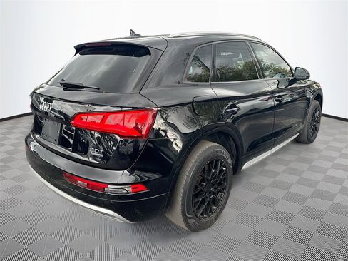 Used 2018 Audi Q5 2.0T Premium w/ Convenience Package image 6