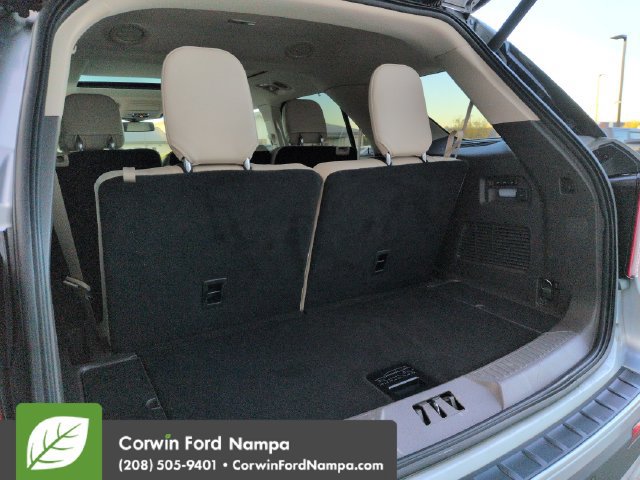 Used 2020 Ford Explorer Platinum w/ Premium Technology Package AWD/4WD image 28