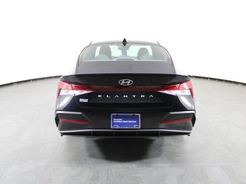 Certified 2025 Hyundai Elantra Sport w/ Cargo Package FWD image 11