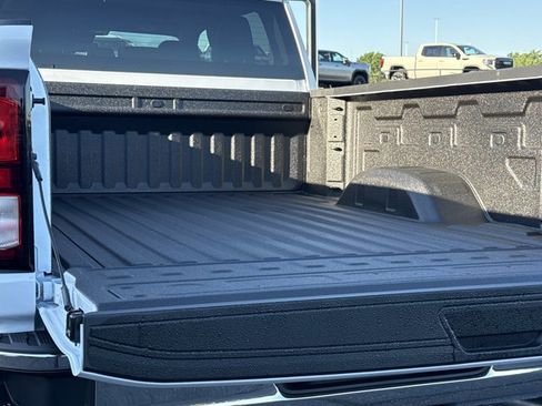 New 2026 GMC Sierra 2500 Pro w/ Convenience Package AWD/4WD image 9