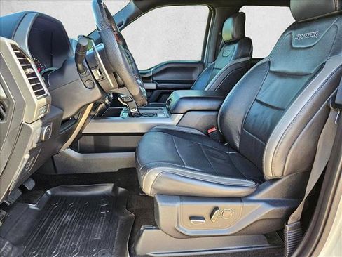 Used 2018 Ford F150 Raptor w/ Equipment Group 802A Luxury AWD/4WD image 16