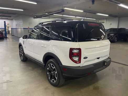 Used 2022 Ford Bronco Sport Outer Banks w/ Tech Package AWD/4WD image 5