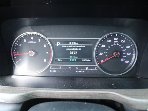 Used 2021 Kia Sorento EX w/ Panoramic Sunroof Package image 18