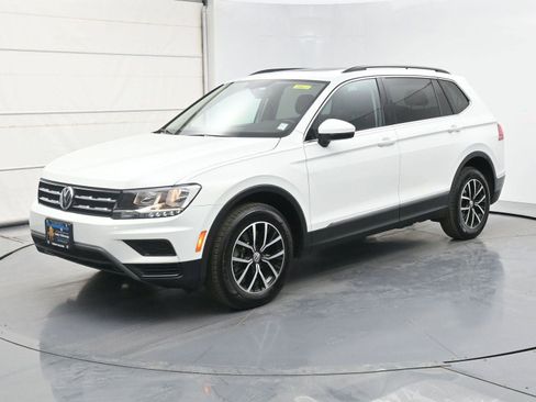 Used 2021 Volkswagen Tiguan SE w/ Panoramic Sunroof Package AWD/4WD image 1