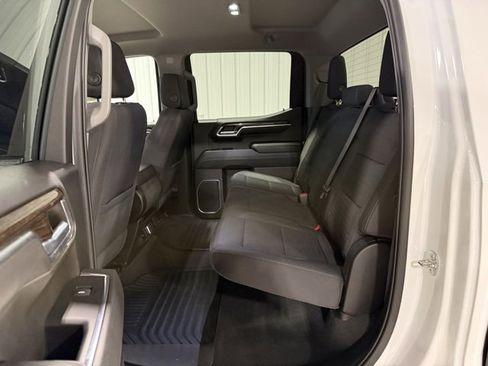 Used 2022 GMC Sierra 1500 SLE image 30