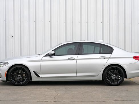 Used 2017 BMW 540i xDrive image 8