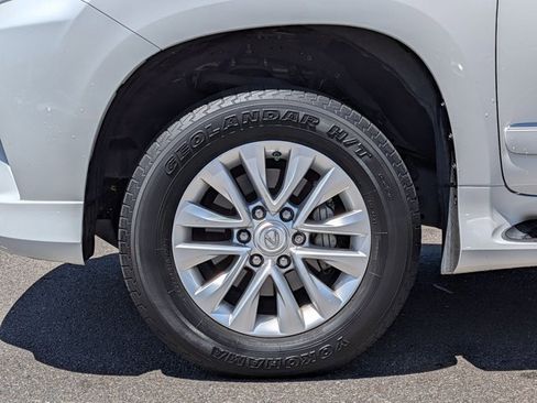 Used 2019 Lexus GX 460 Premium w/ Premium Package AWD/4WD image 26