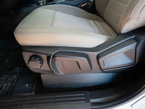 Used 2019 Ford Ranger XLT w/ FX4 Off-Road Package image 12