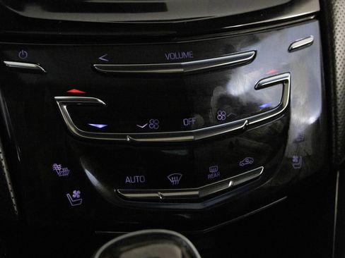 Used 2014 Cadillac XTS Platinum image 23