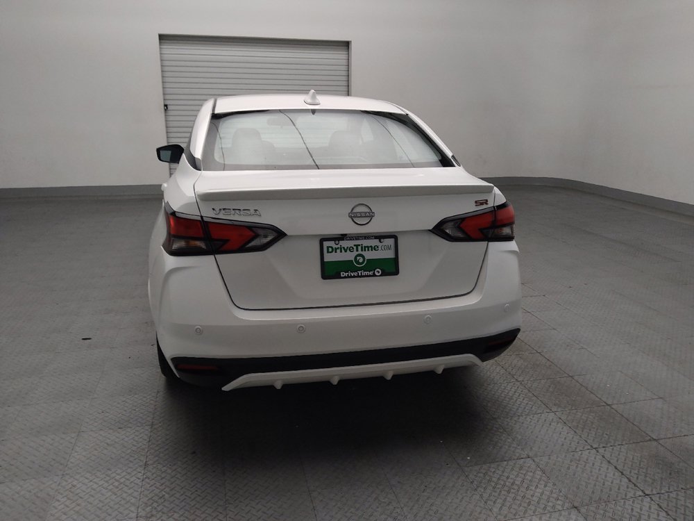 Used 2025 Nissan Versa SR FWD image 6