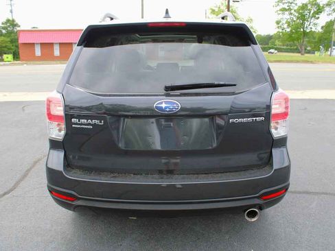 Used 2018 Subaru Forester 2.5i Premium image 7