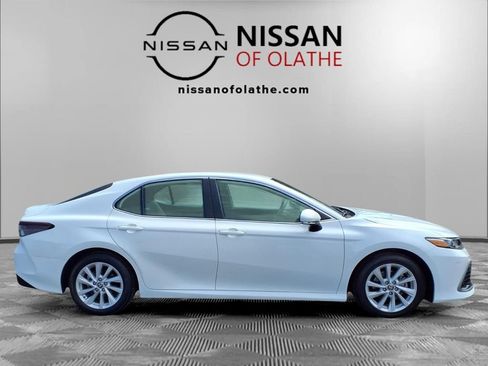 Used 2024 Toyota Camry LE FWD image 29