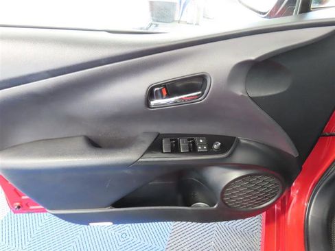 Used 2021 Toyota Prius Prime XLE w/ Carpet Mat Package (TMS) FWD image 14