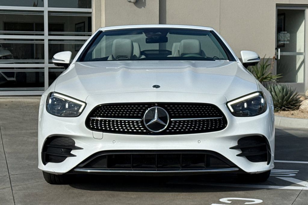 Used 2023 Mercedes-Benz E 450 Cabriolet image 11