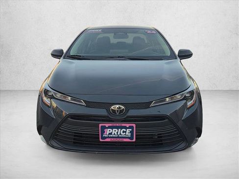 Used 2024 Toyota Corolla LE image 3