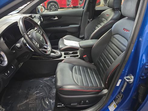 Used 2022 Kia Forte GT w/ GT2 Package image 11