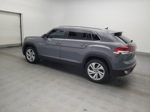 Used 2020 Volkswagen Atlas Cross Sport SEL image 3