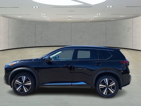 Certified 2023 Nissan Rogue SL w/ SL Premium Package image 2