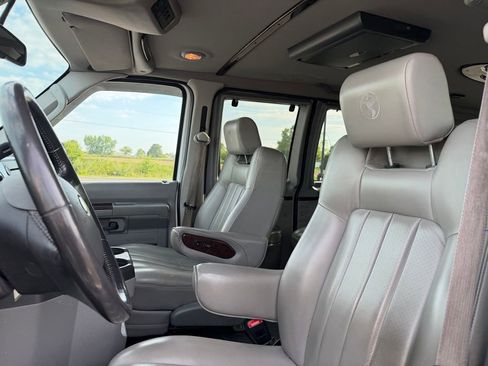 Used 2014 Ford E-150 and Econoline 150 w/ RV Plus Package RWD image 14