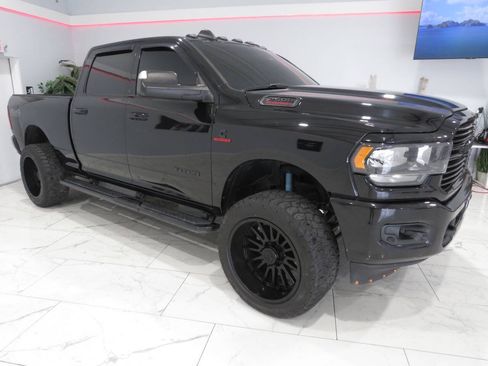 Used 2019 RAM 2500 Lone Star AWD/4WD image 2