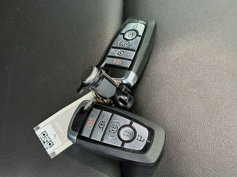 Certified 2022 Ford Explorer XLT w/ Equipment Group 202A image 22