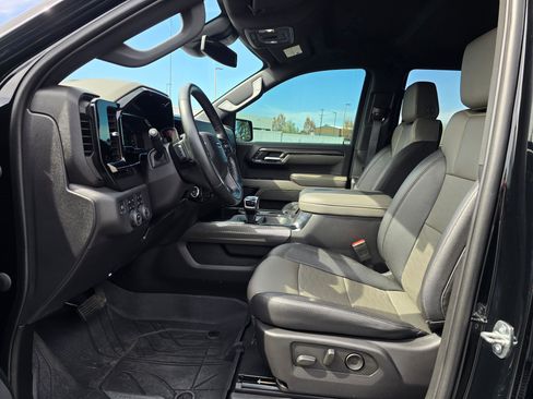Used 2023 Chevrolet Silverado 1500 ZR2 AWD/4WD image 11