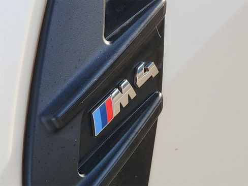 Used 2021 BMW M4 Coupe w/ M Carbon Exterior Package image 19