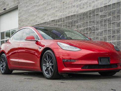 Used 2018 Tesla Model 3 Long Range AWD/4WD image 2