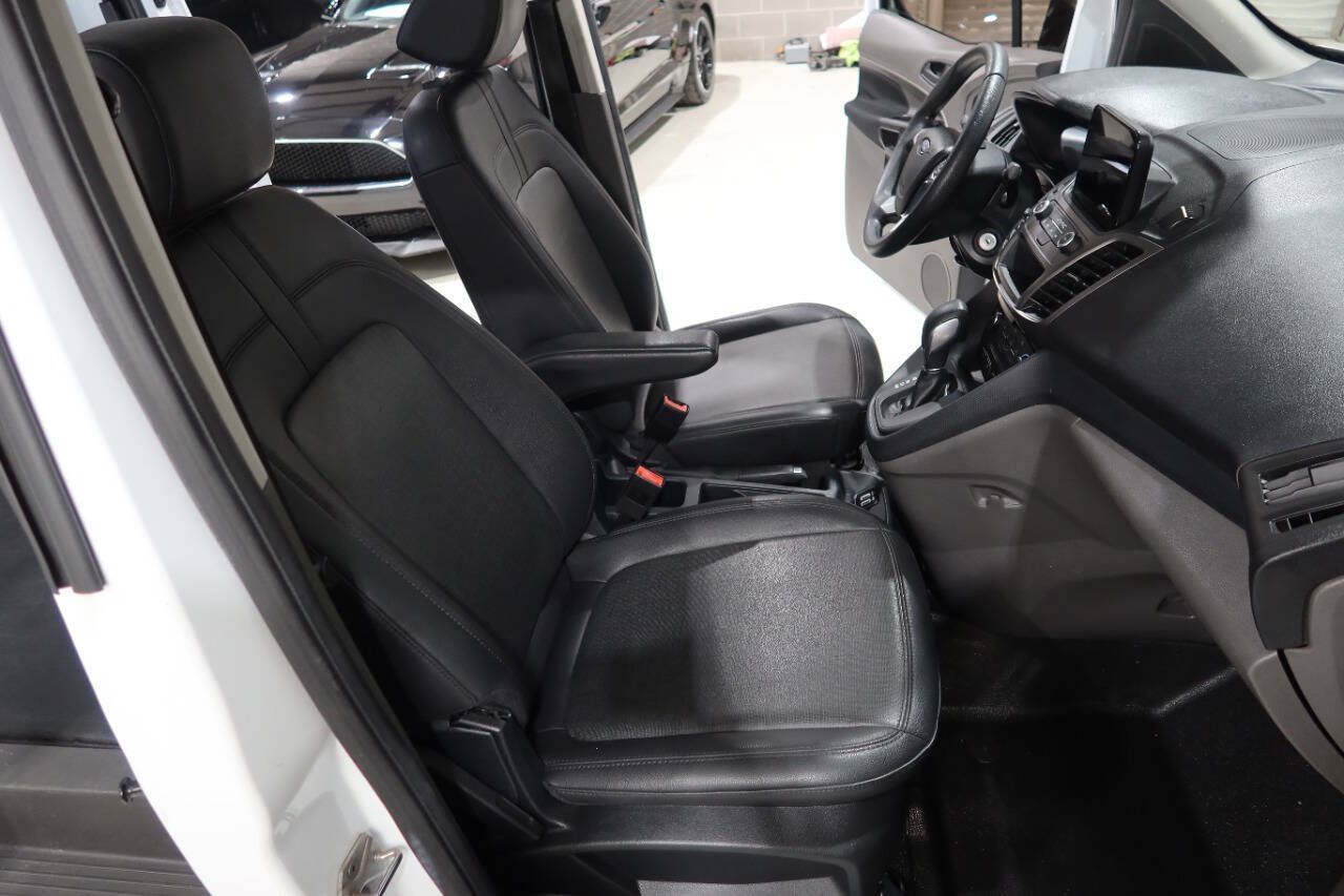 Used 2021 Ford Transit Connect XL FWD image 13
