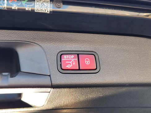 Used 2023 Mercedes-Benz GLS 450 4MATIC image 34