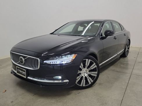 Certified 2023 Volvo S90 B6 Ultimate w/ Lounge Package image 33