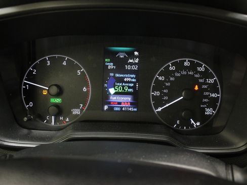 Used 2025 Toyota Corolla LE FWD image 35