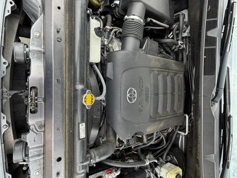 Used 2013 Toyota Sequoia SR5 RWD image 33