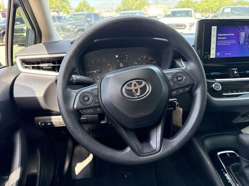 Certified 2025 Toyota Corolla LE image 11