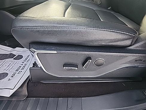 Used 2021 Ford F150 Lariat w/ Equipment Group 502A High image 19