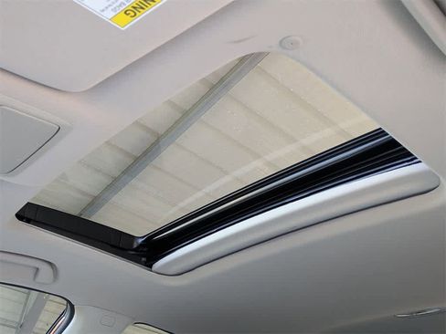 Used 2021 Honda Accord Touring image 24