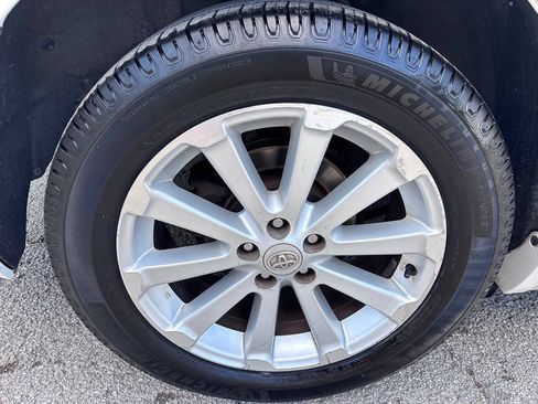 Used 2009 Toyota Venza FWD image 21