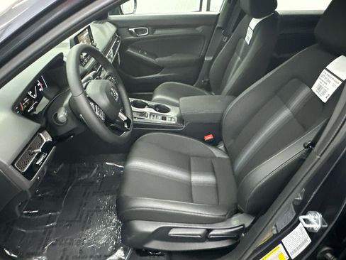 Used 2025 Honda Civic Sport image 11