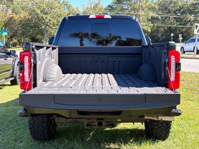 Used 2025 Ford F350 Lariat w/ Lariat Ultimate Package AWD/4WD image 23