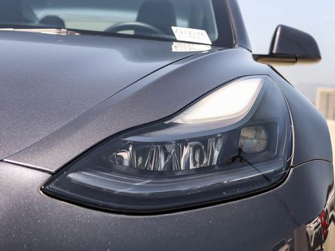 Used 2023 Tesla Model 3 Standard Range RWD image 7