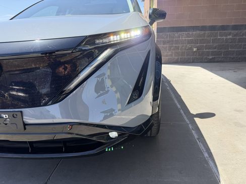 Used 2024 Nissan Ariya FWD image 11