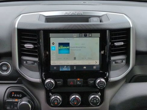 New 2026 RAM 1500 Express AWD/4WD image 17
