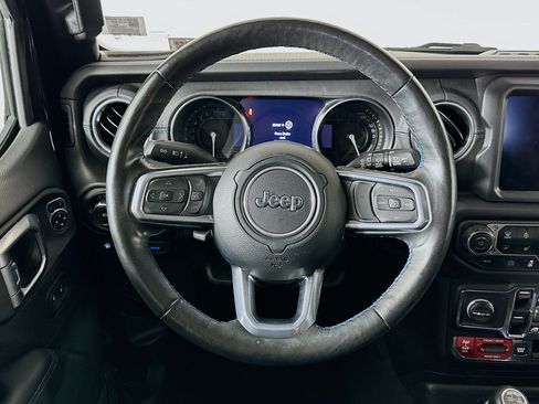 Used 2023 Jeep Wrangler Unlimited Rubicon 4xe w/ Cold Weather Group AWD/4WD image 17