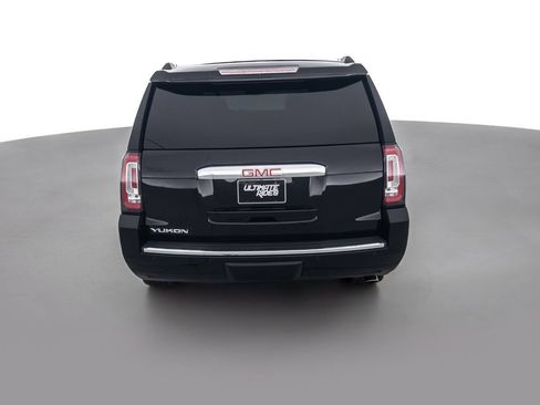 Used 2018 GMC Yukon Denali AWD/4WD image 6