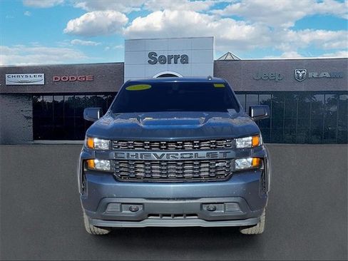 Used 2021 Chevrolet Silverado 1500 Custom image 2