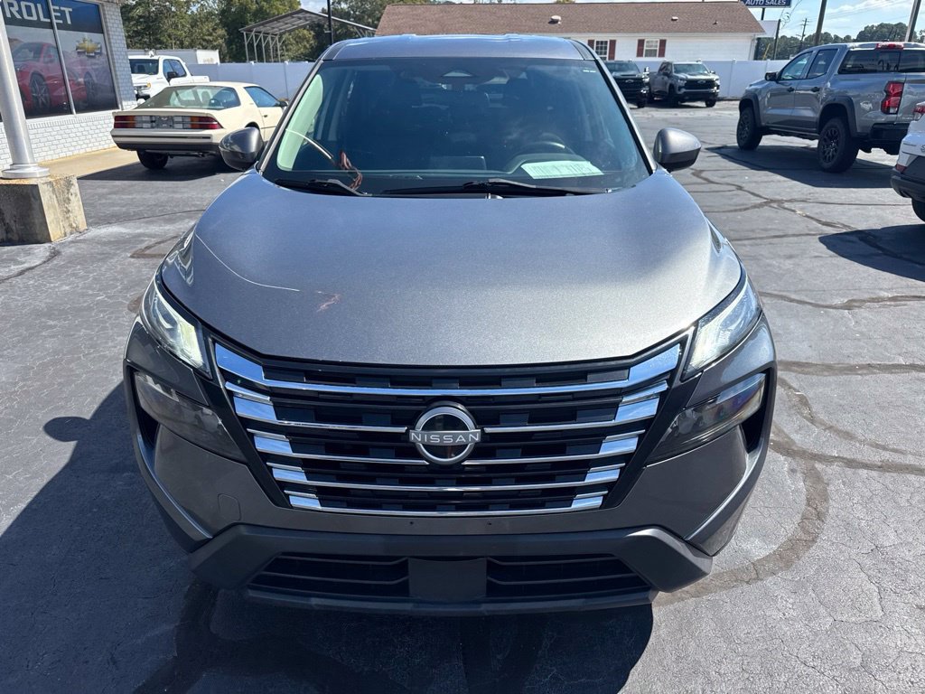 Used 2024 Nissan Rogue SV AWD/4WD image 19